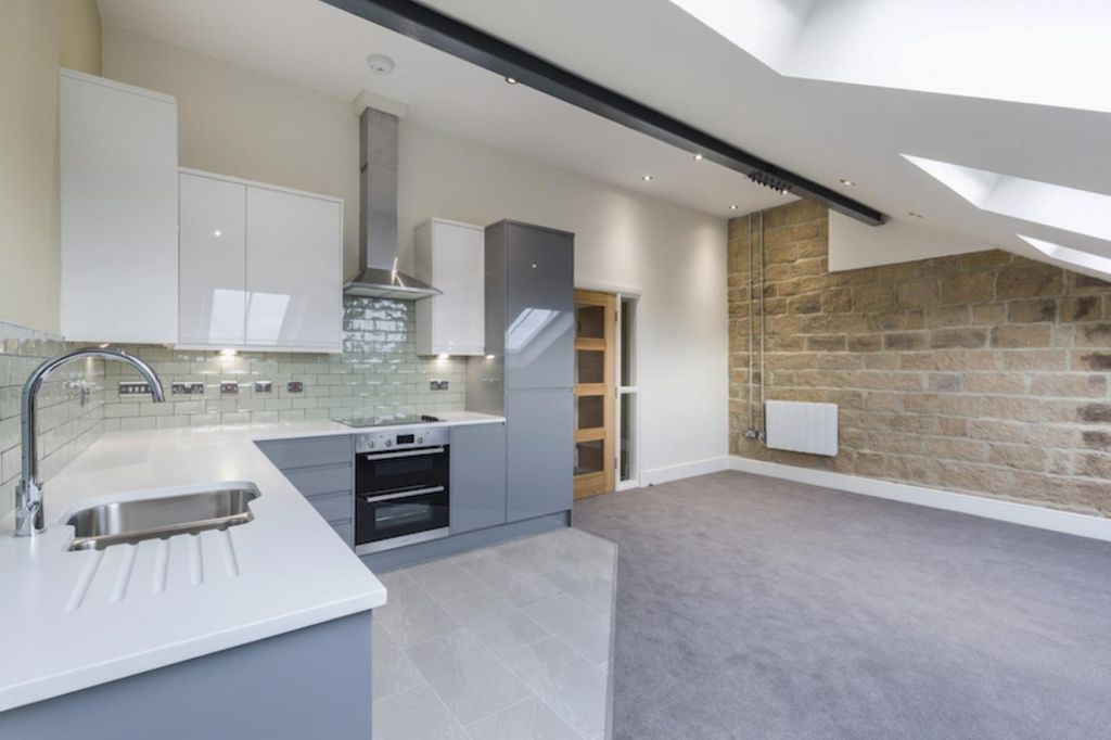 Property photo 3 of 10 0 General