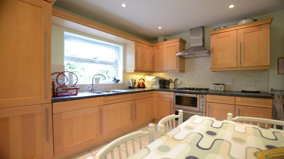 Property photo 3 of 8 3.Jpg