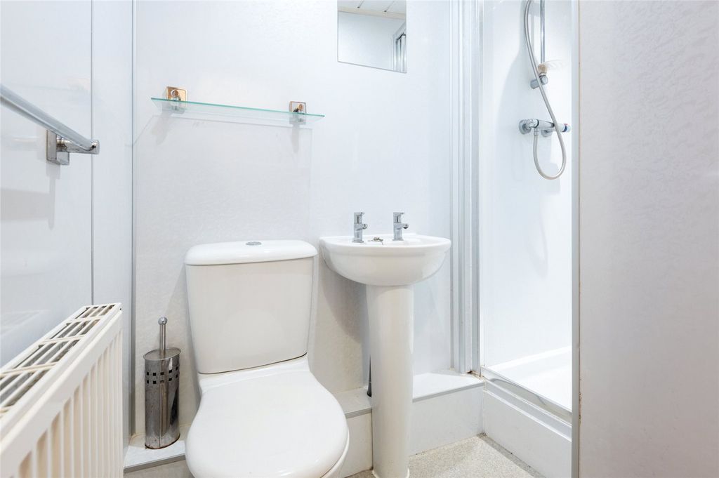 Additional image 6 of 2 bed flat for saleStanmore Place, Leven, Fife KY8