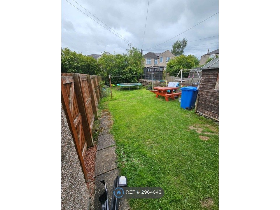 Property photo 3 of 3