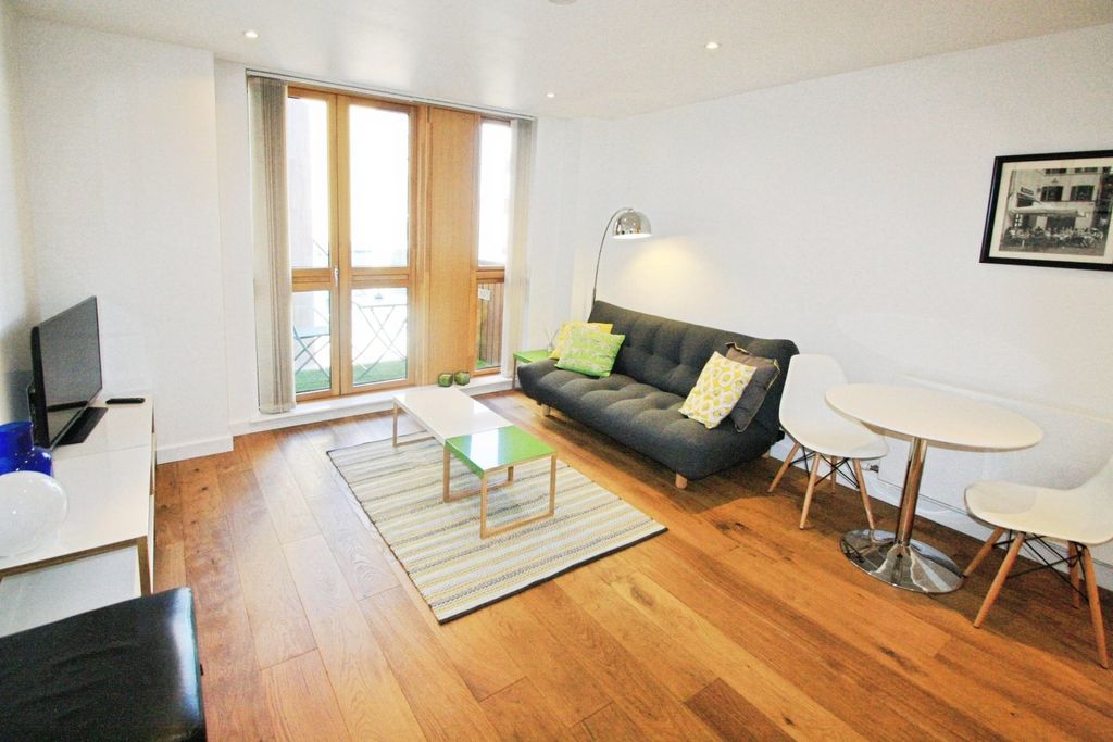 Property photo 1 of 8 Picture No. 11
