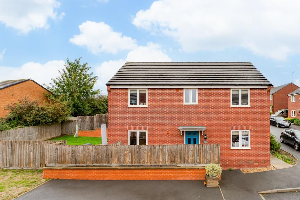 Property photo 1 of 33 13 Ambler Close, Burton Latimer-2.Jpg