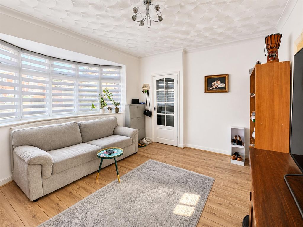 Property photo 2 of 22
