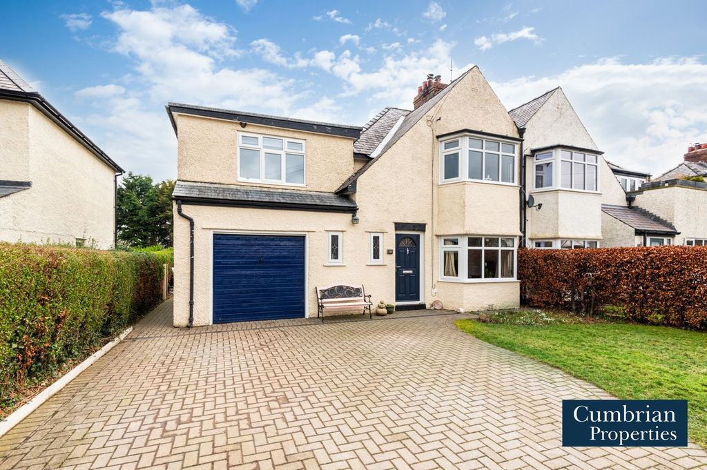 Property photo 1 of 19 Front Of The Property