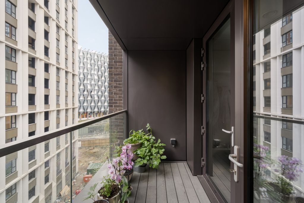 Property photo 3 of 11