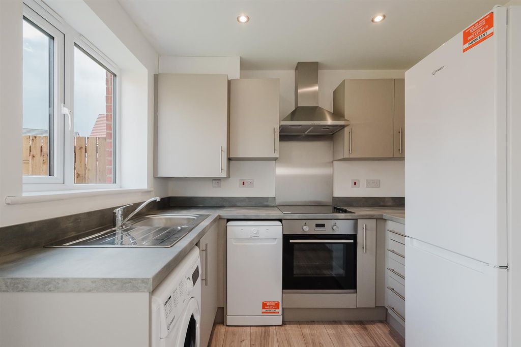 Property photo 3 of 15 P1955086.Jpg