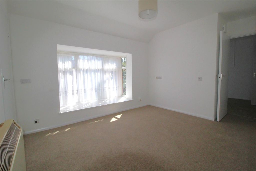 Property photo 3 of 11 Img_3085.Jpg