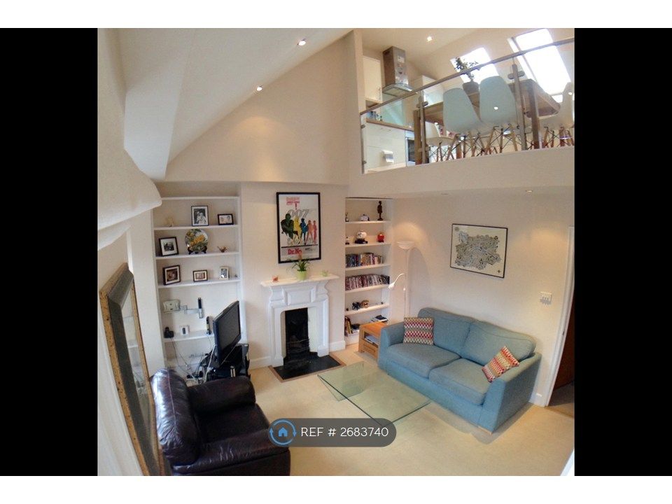 Property photo 1 of 12 Lounge / Mezzanine Kitchen / Diner