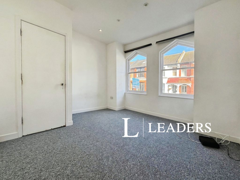 Property photo 3 of 10 Fbc5E2F6-New3