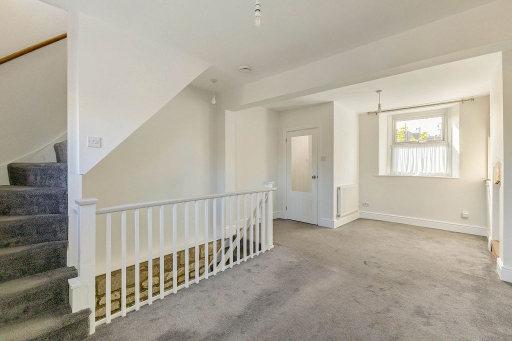 Property photo 2 of 18 Reception Room