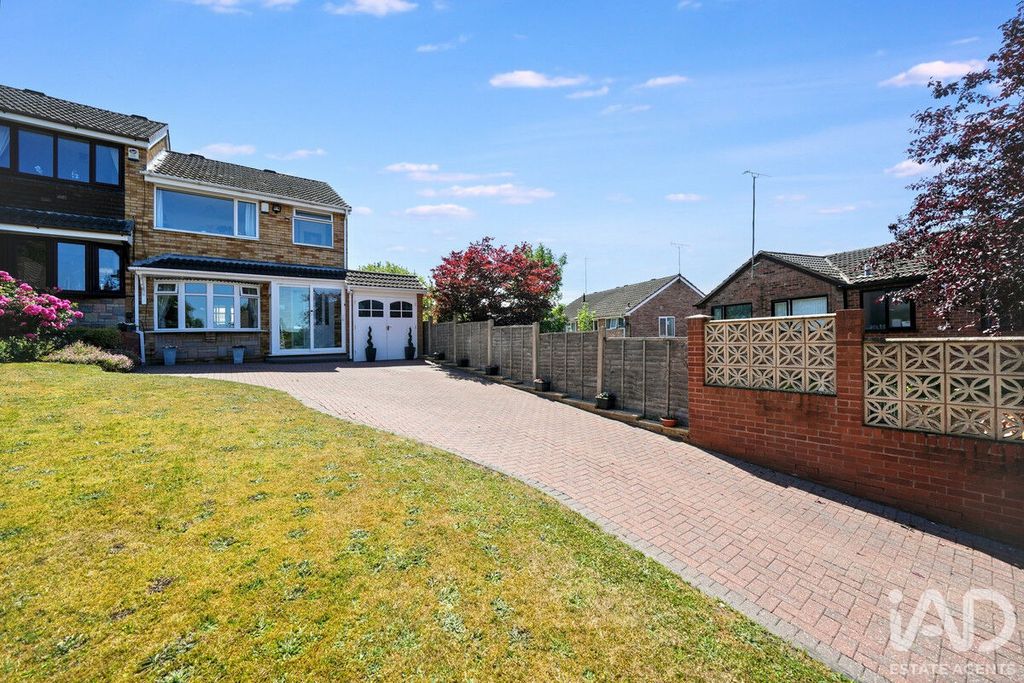 Property photo 1 of 35