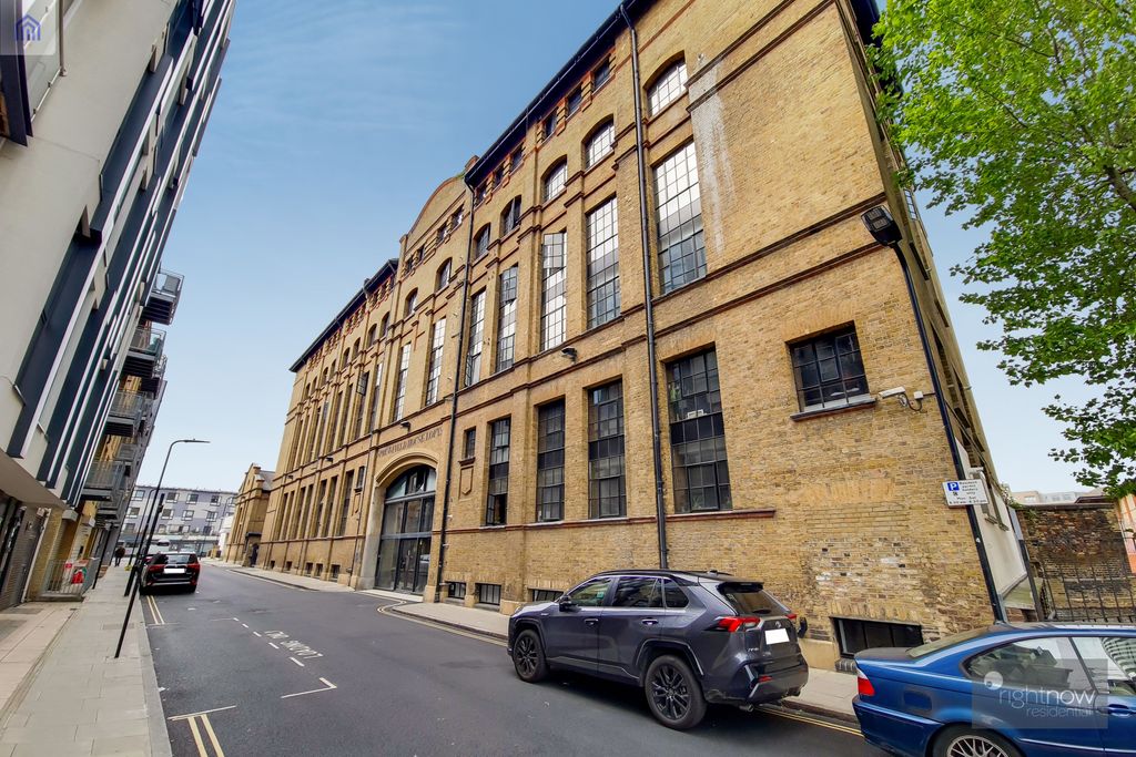 Property photo 2 of 5