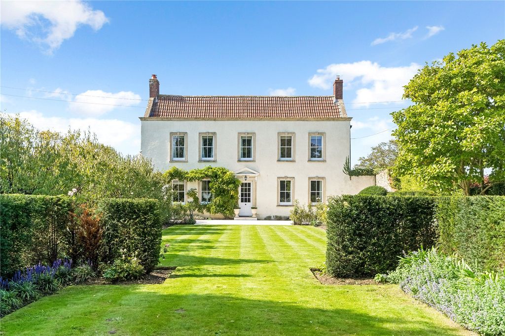 Property photo 1 of 25 Exterior