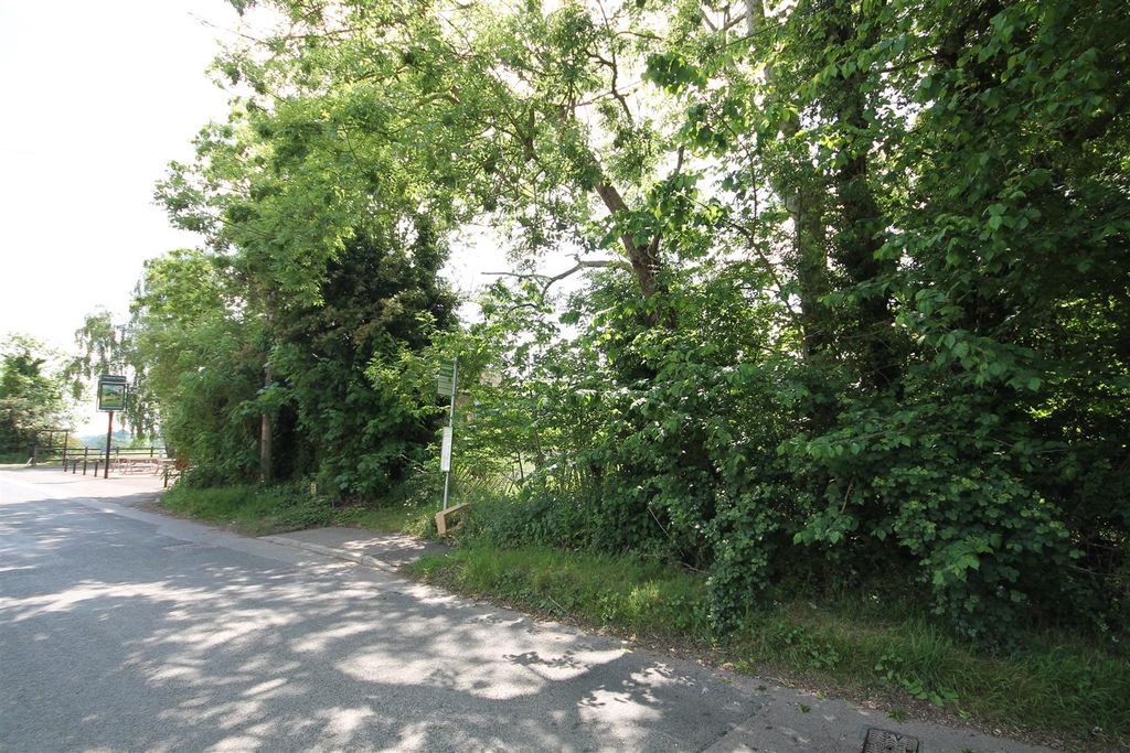 Property photo 3 of 5 Img_1223.Jpg