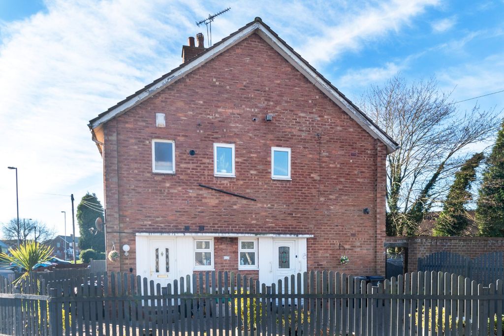 Property photo 3 of 19 Picture No. 02