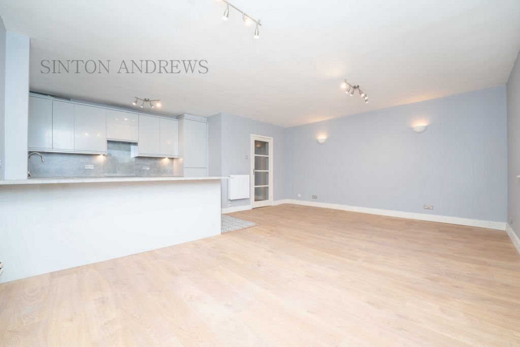 Property photo 1 of 11 Photo 10