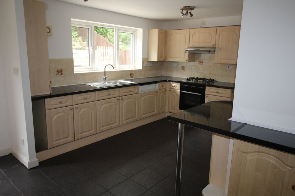 Property photo 3 of 11 Picture No. 11