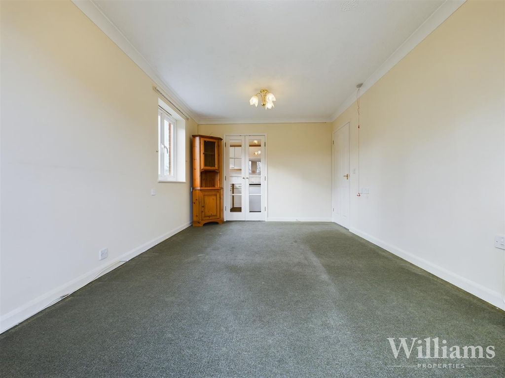 Property photo 2 of 9 Cam04950G0-Pr0004-Still007.Jpg