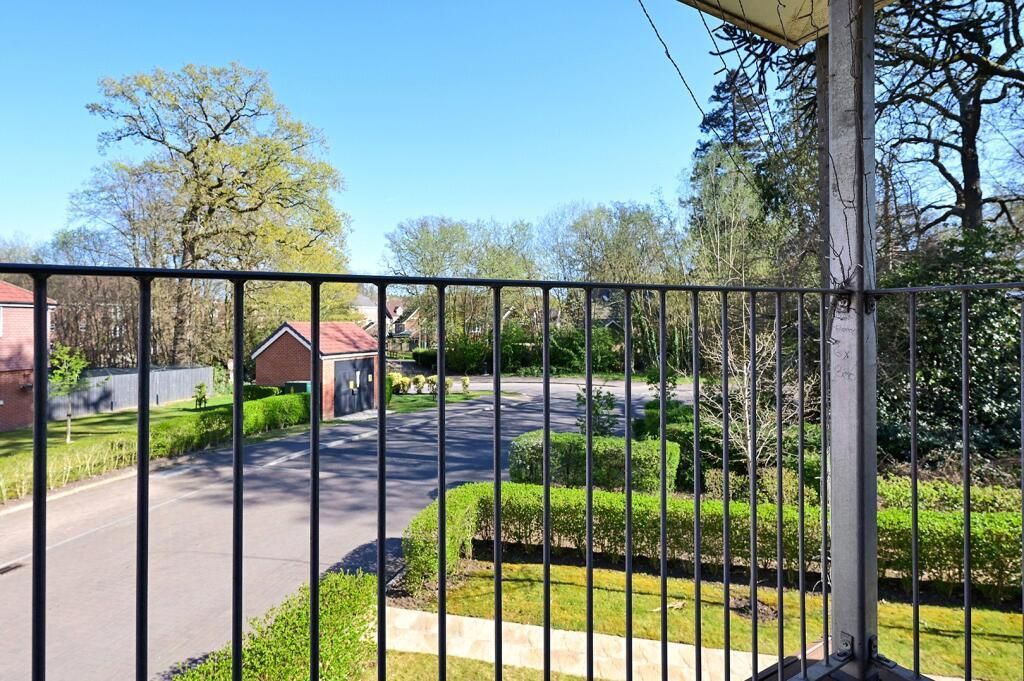 Property photo 2 of 24 Balcony