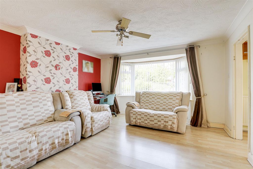 Property photo 3 of 16 9626.Jpg