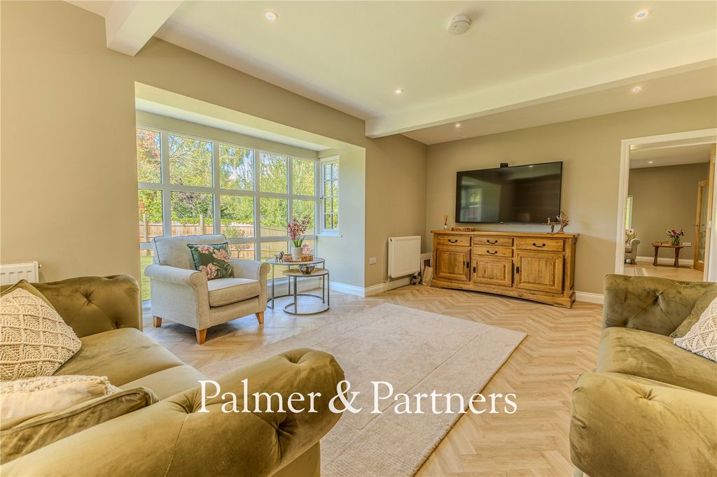 Property photo 3 of 47 Picture No. 28