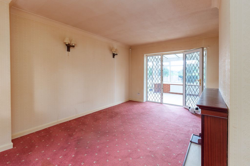 Property photo 3 of 26