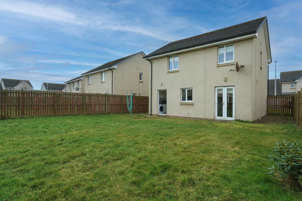 Property photo 2 of 20