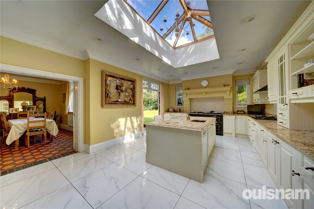 Property photo 2 of 23 Picture No. 55