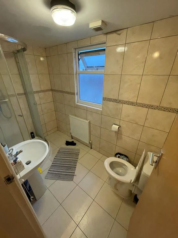 Property photo 2 of 7 Photo 1