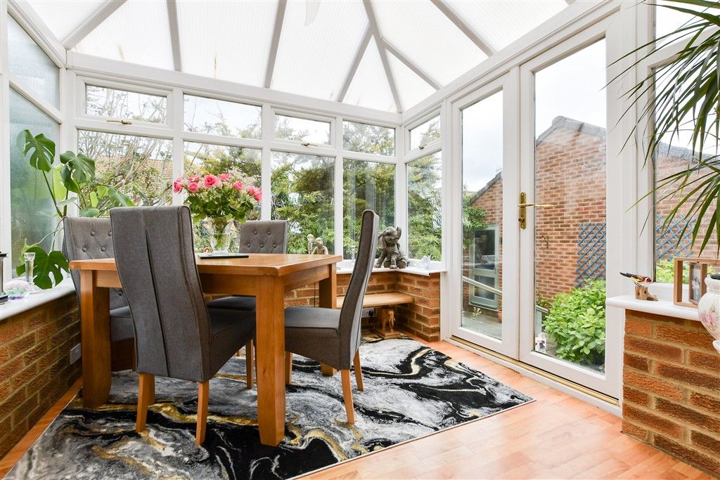 Property photo 2 of 9 Conservatory