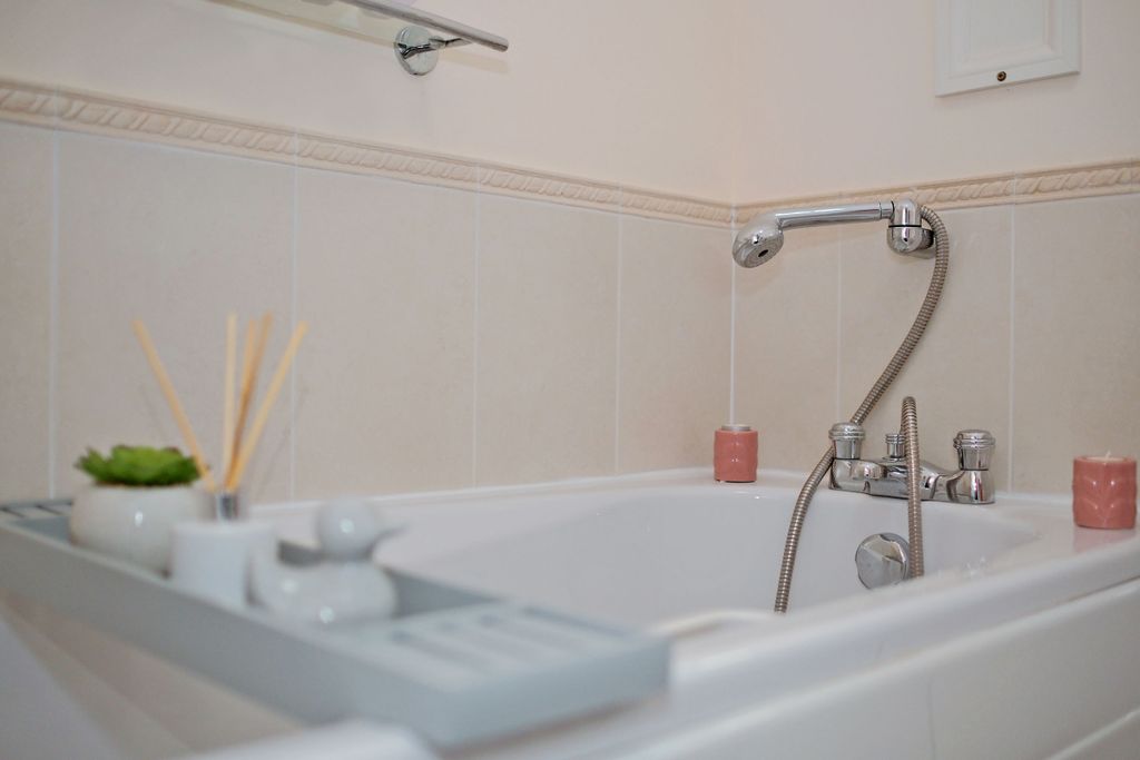 Additional image 27 of 2 bed flat for saleKing's Gate, The West End, Aberdeen AB15