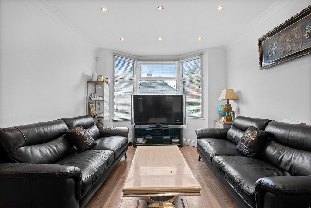 Property photo 3 of 19 Picture No. 06