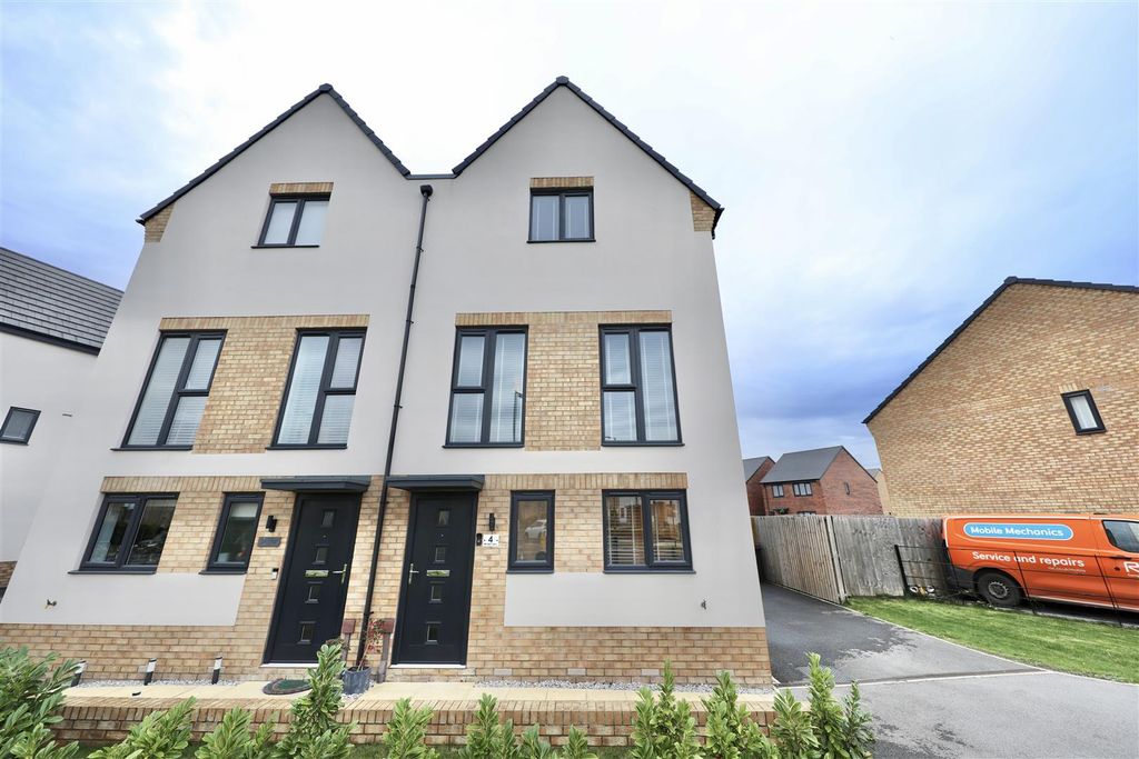 Property photo 1 of 17 0A4A9754.Jpg