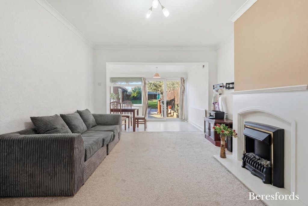 Property photo 3 of 22 Picture No. 39