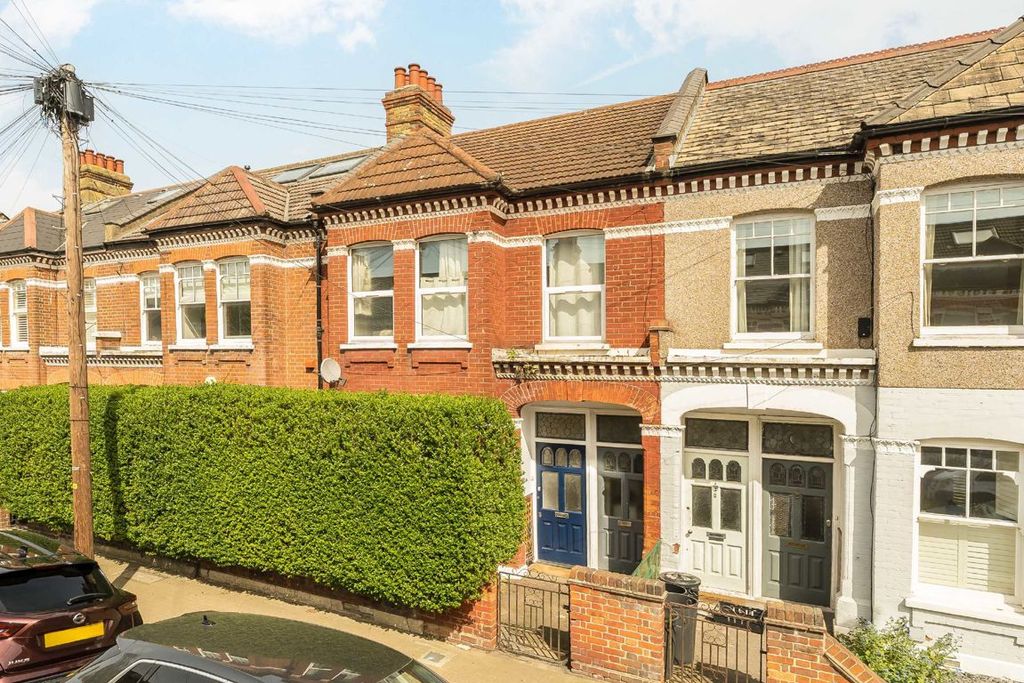 Property photo 1 of 6