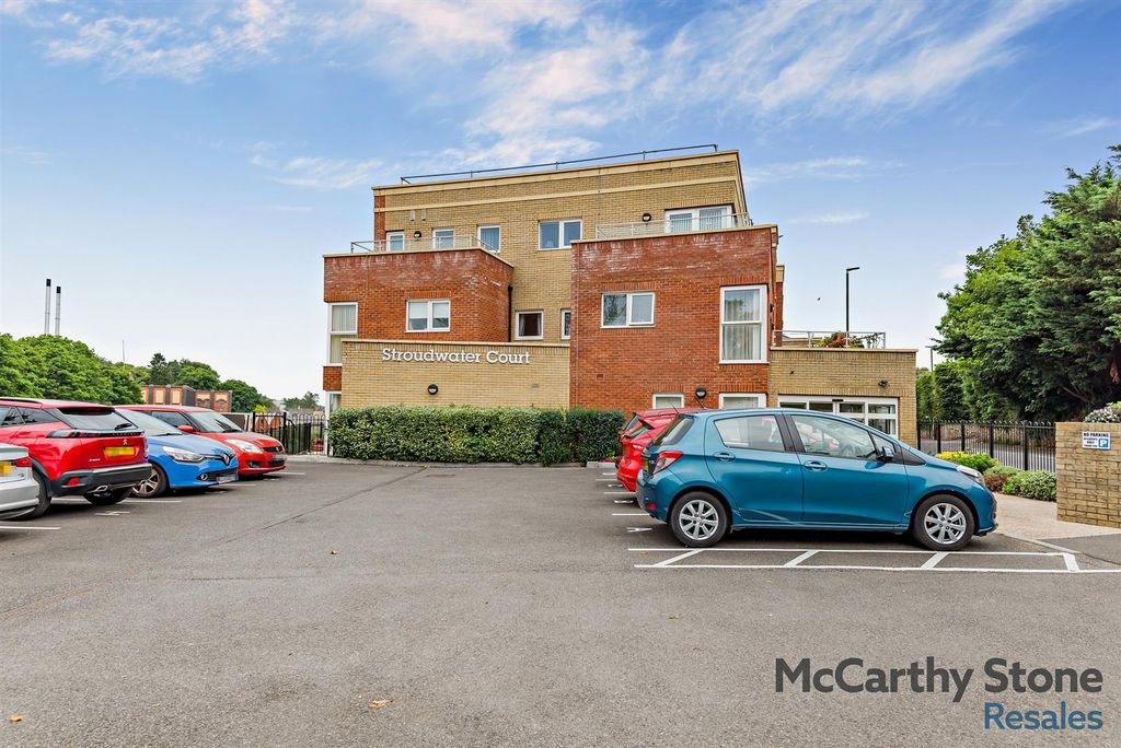 Property photo 1 of 22 Stroudwater Court