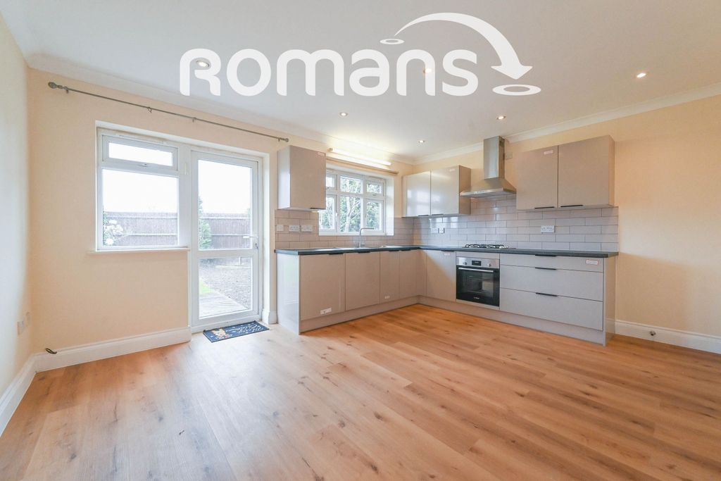 Property photo 3 of 10 Dsc_4707