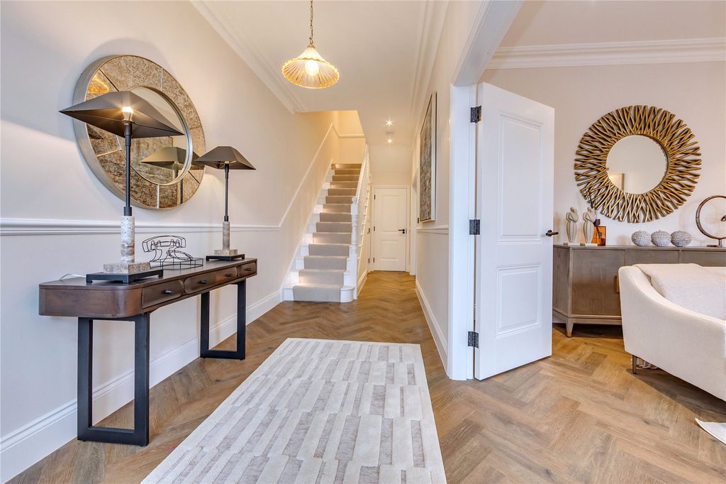 Property photo 3 of 33 Picture No. 06