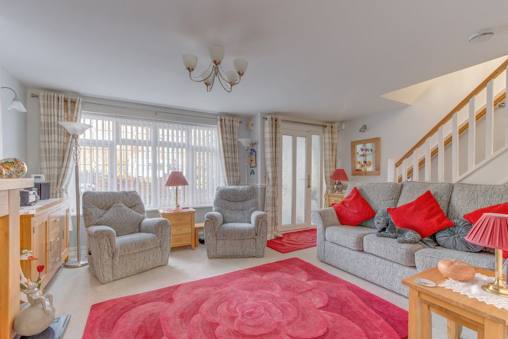 Property photo 3 of 19 Picture No. 14