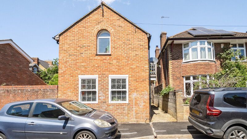 Property photo 2 of 14