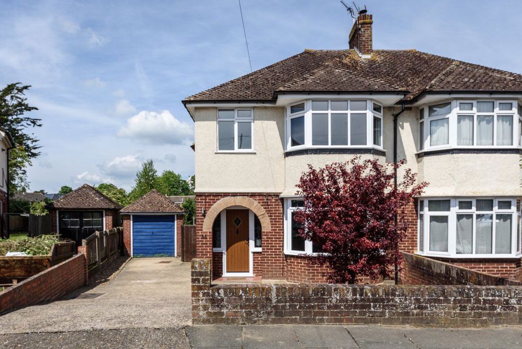 Property photo 2 of 30