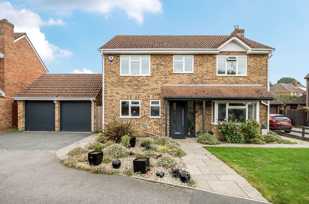 Property photo 1 of 11 1361737-2-68Dcf0c...