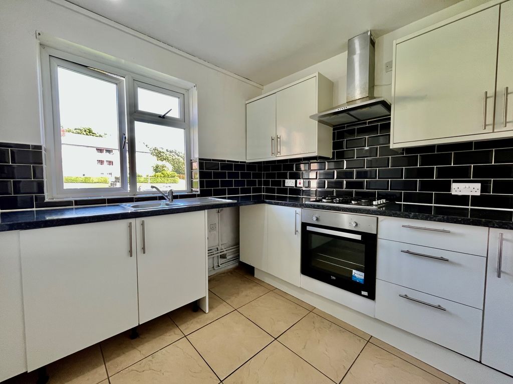 Property photo 2 of 5 Image