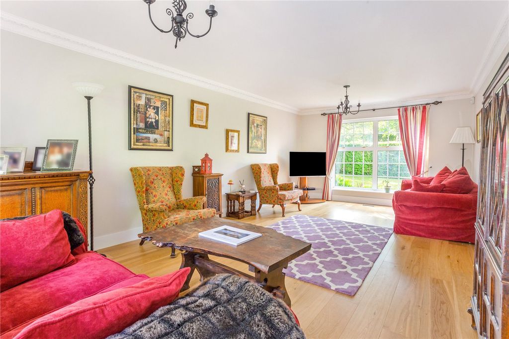 Property photo 2 of 12 Picture No. 13