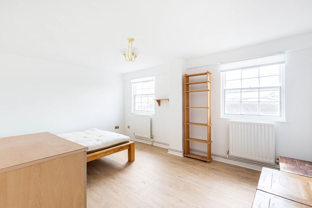 Property photo 2 of 5 Kfh-Church_Street-11