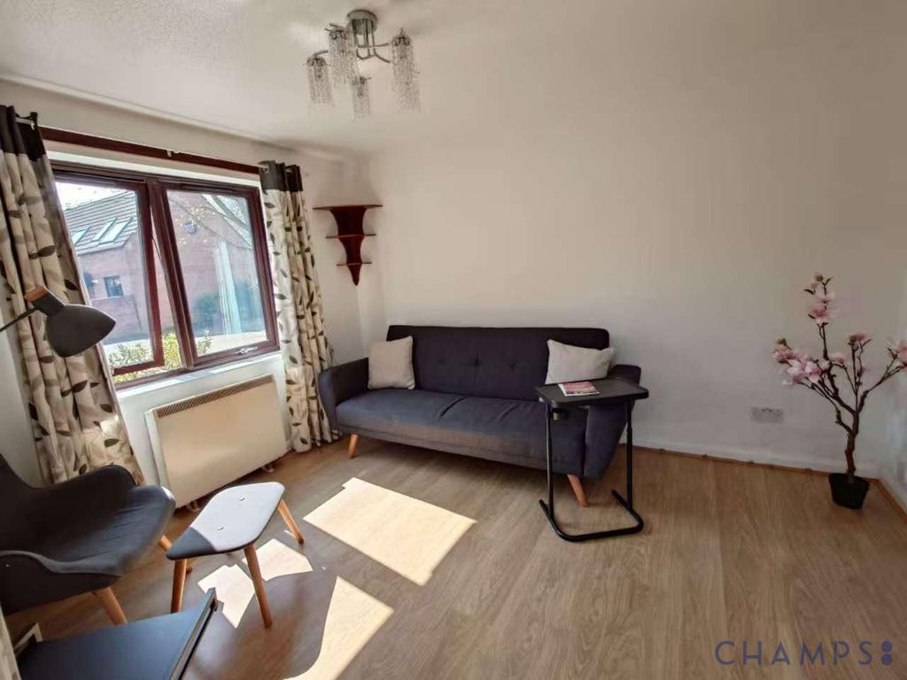 Property photo 3 of 10 Gallery