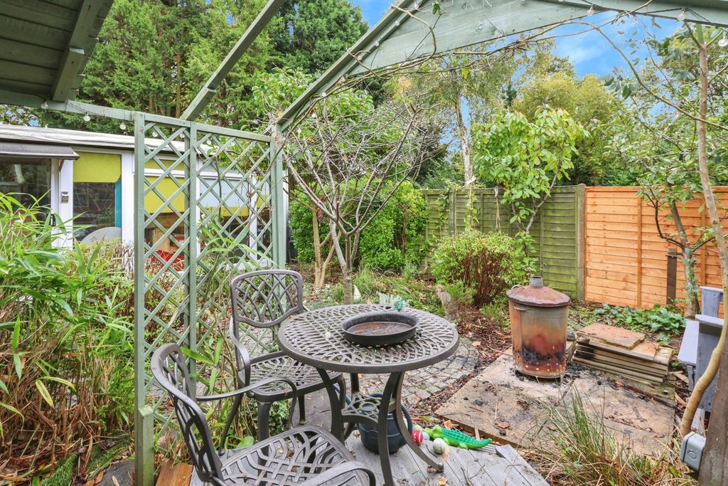 Property photo 1 of 17 Garden