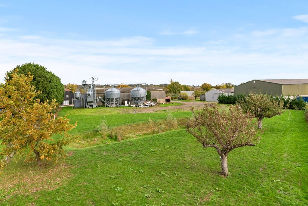 Property photo 2 of 40 Rear Of The Site Looking Towards Grain Store