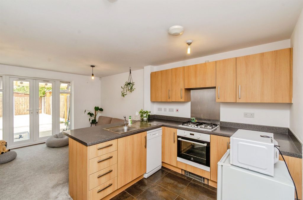 Property photo 3 of 16