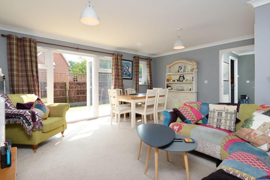 Property photo 3 of 17 48844110